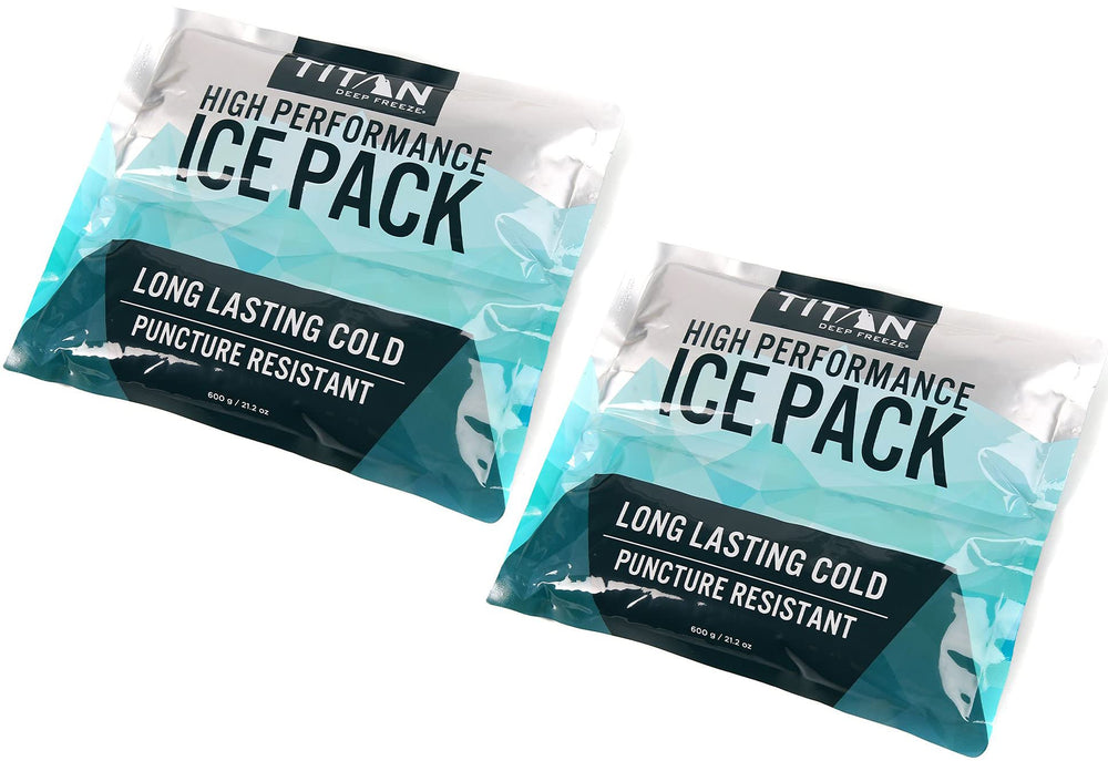 Titan pack junto a fiambrera en entorno laboral para conservar almuerzos fríos