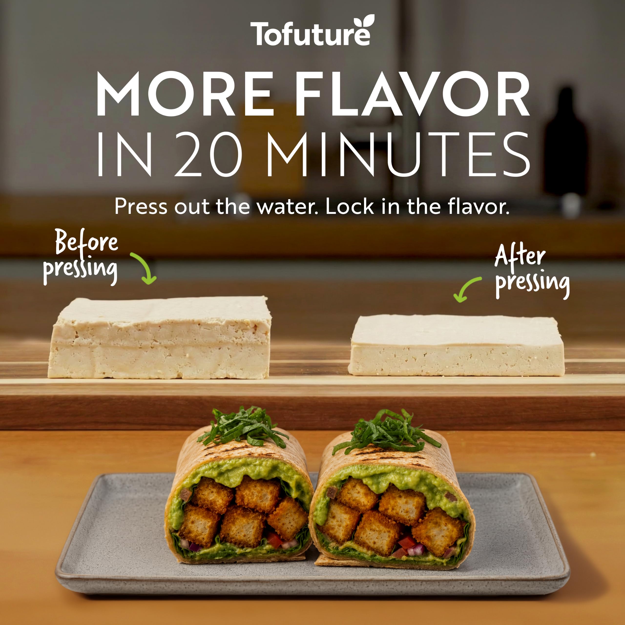 Tofuture Tofu Press vista frontal con bloqueo cerrado y beneficio de sin goteos