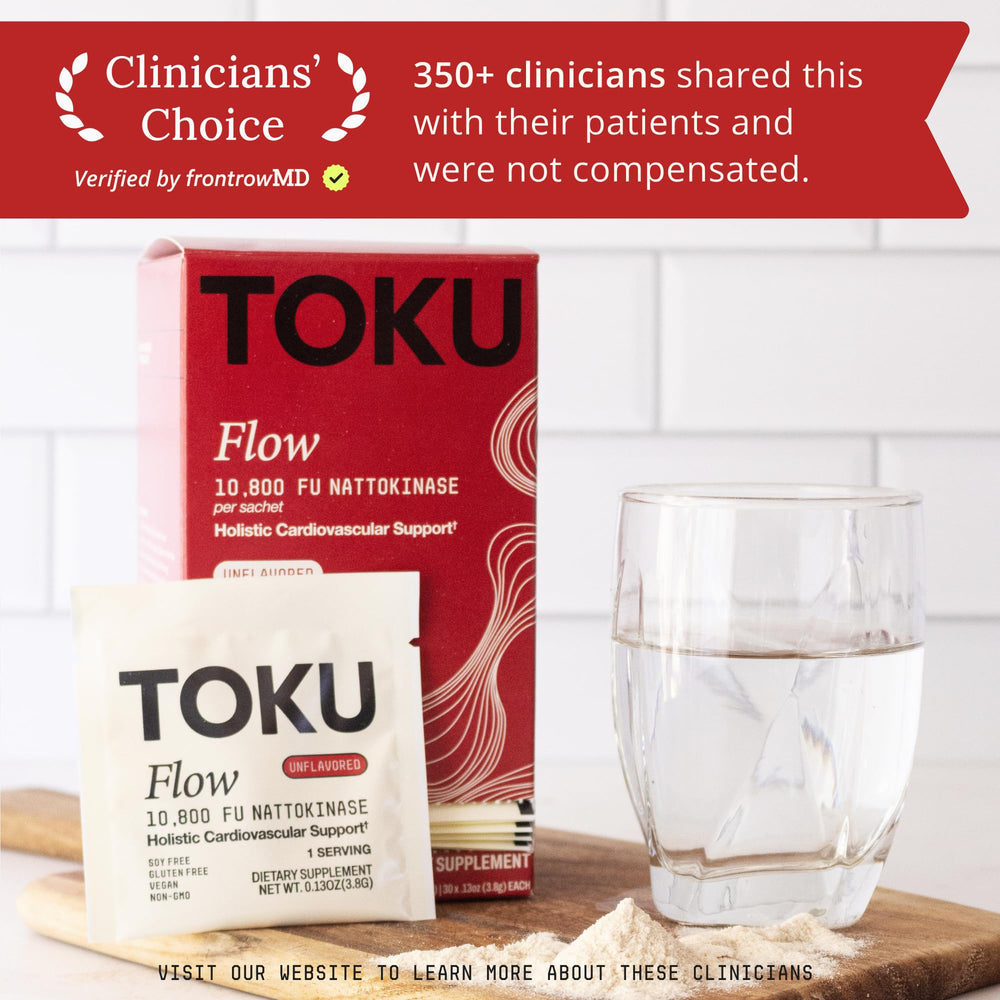 Comparación de tamaño Toku en mano, formato compacto y portable