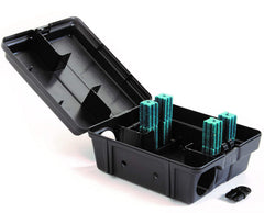 Tomcat Outpost abierta con Tomcat Rat Snap Trap dentro para colocación eficiente
