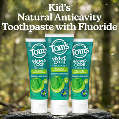 Tom's of Maine detalle de la etiqueta que destaca flúor y menta suave