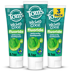 Tom's of Maine frente del paquete mostrando los tres tubos y beneficio conveniencia