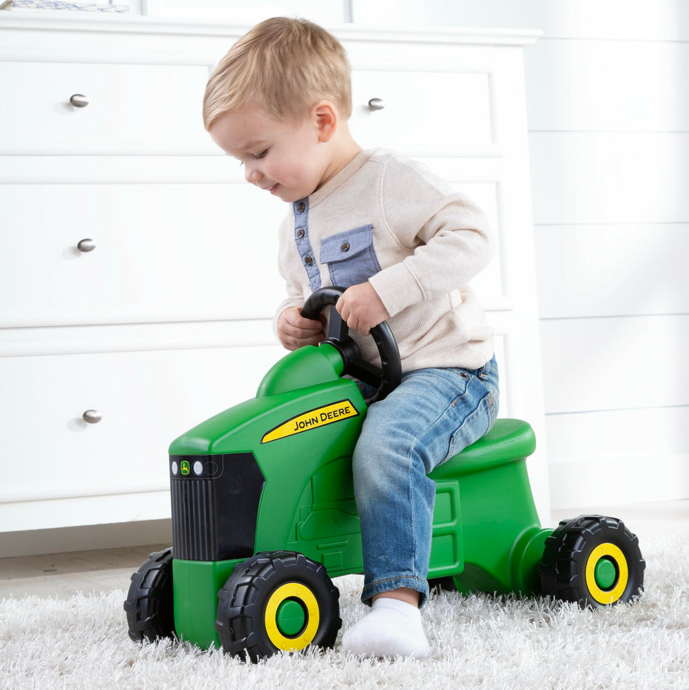 TOMY John Deere ruedas resistentes para juego interior y exterior