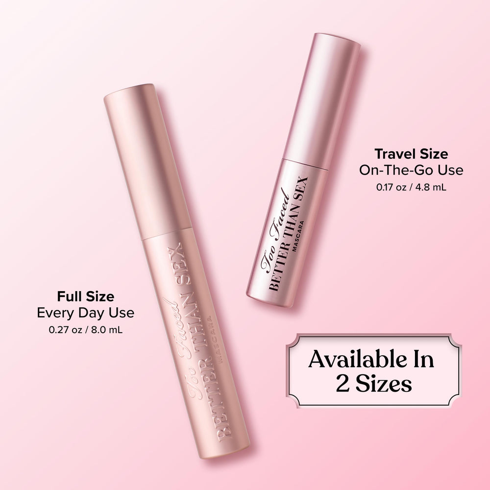 Too Faced producto junto a una regla para mostrar tamaño real