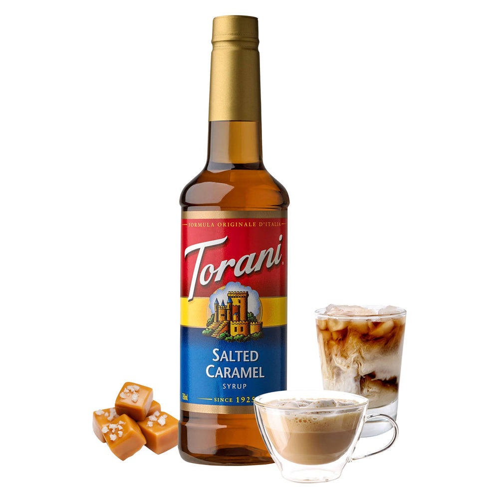 Detalle de textura del jarabe Torani Salted Caramel resaltando su brillo