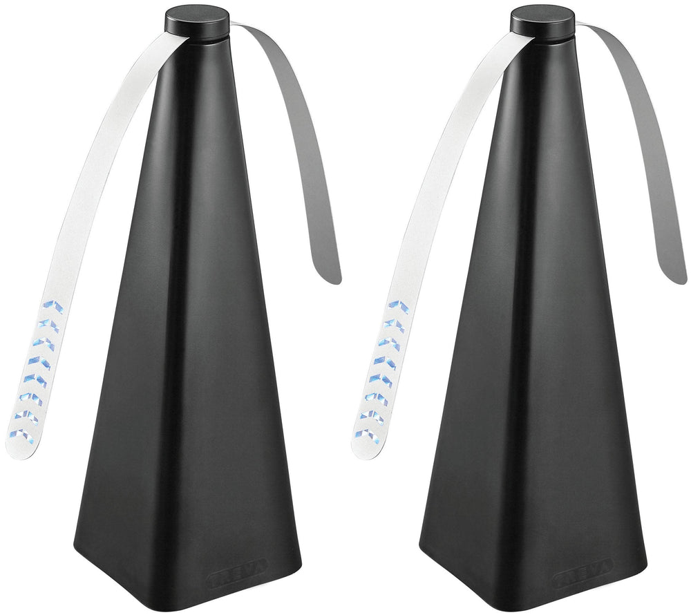 Treva ventilador frontal mostrando diseño y color negro, protección contra insectos