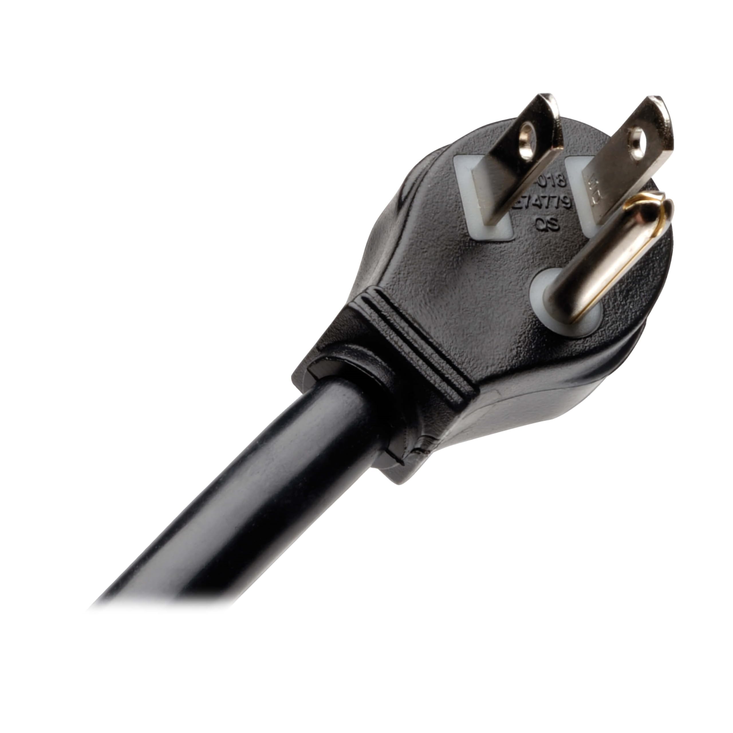 TRIPP LITE clavija plana y cable largo para ahorro de espacio