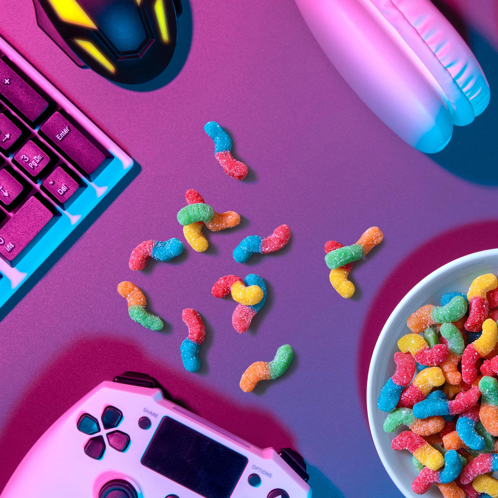 Trolli gomitas servidas en un bol para fiesta listos para invitados