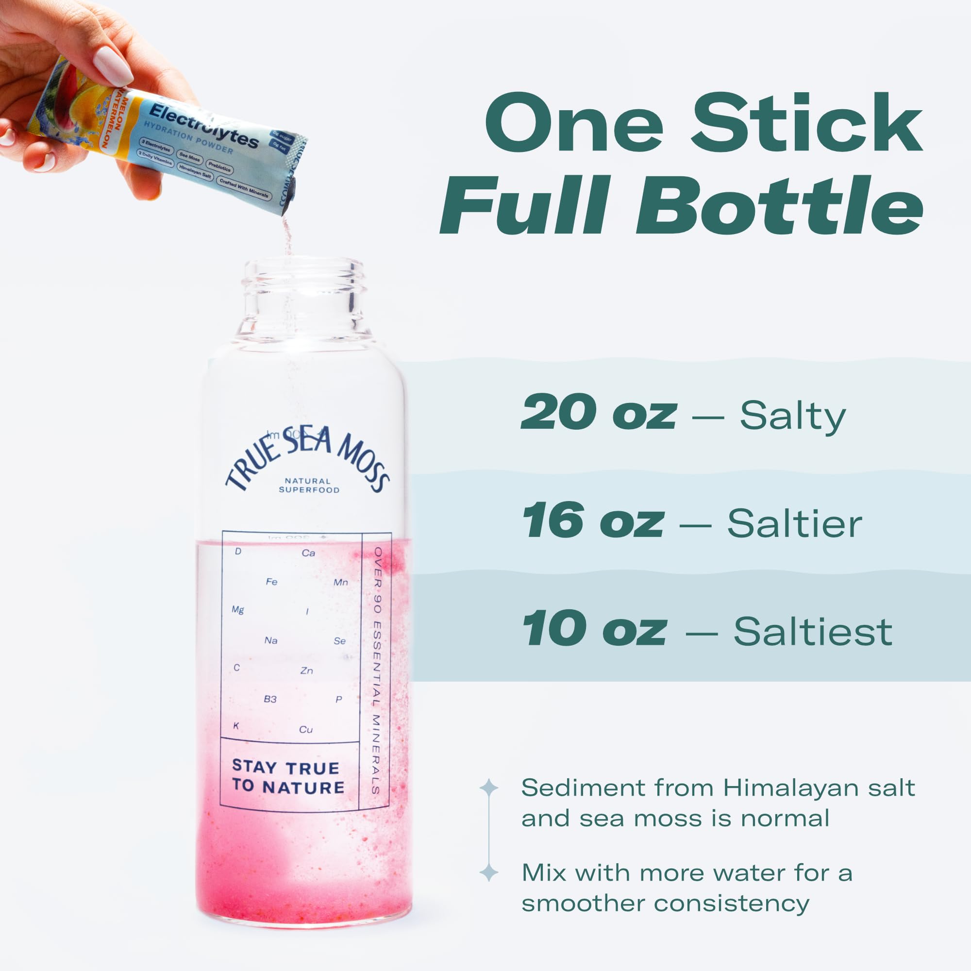 TrueSeaMoss añadido a un batido verde mostrando compatibilidad con smoothies nutritivos