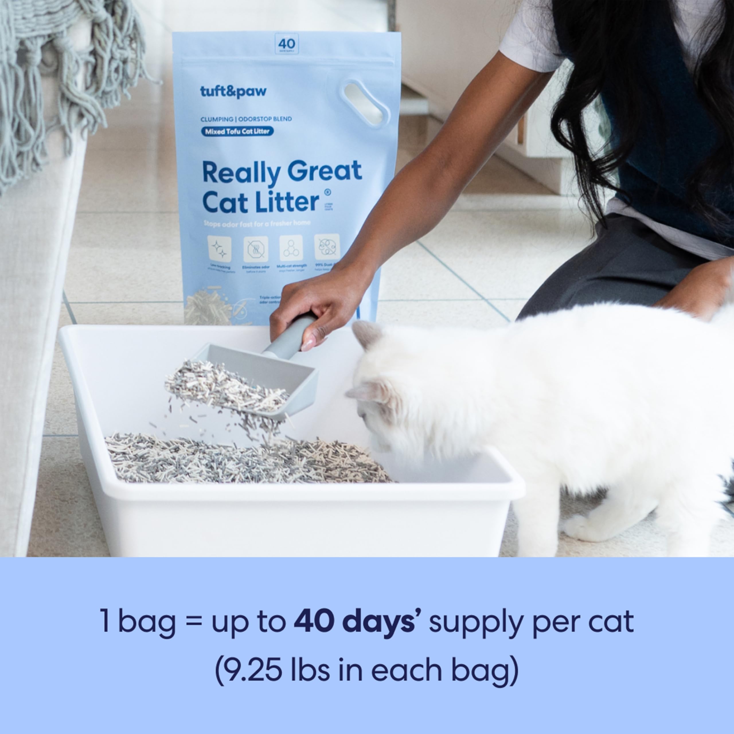 Tuft & Paw dos bolsas de 9.25lb mostrando cantidad para varios gatos
