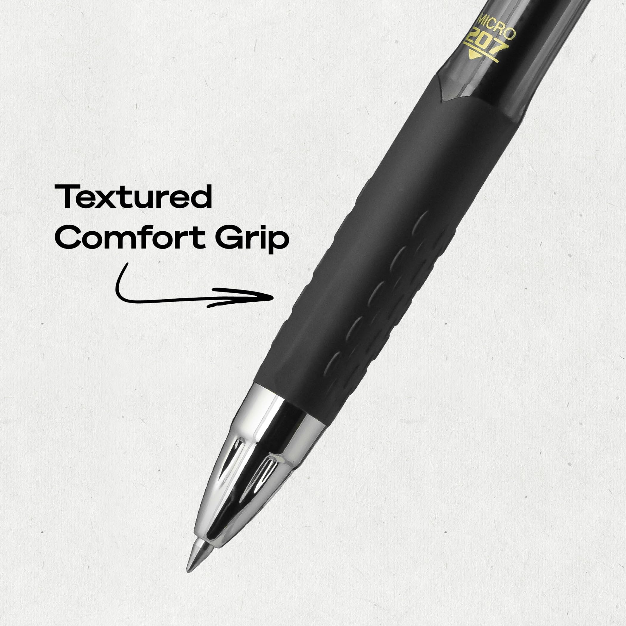 uniball 207 clip duradero sujetando un cuaderno para llevar