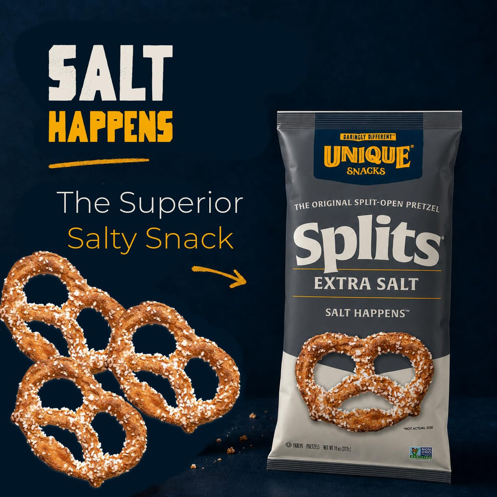 Unique Snacks pretzel en mano para comparar tamaño y crujido