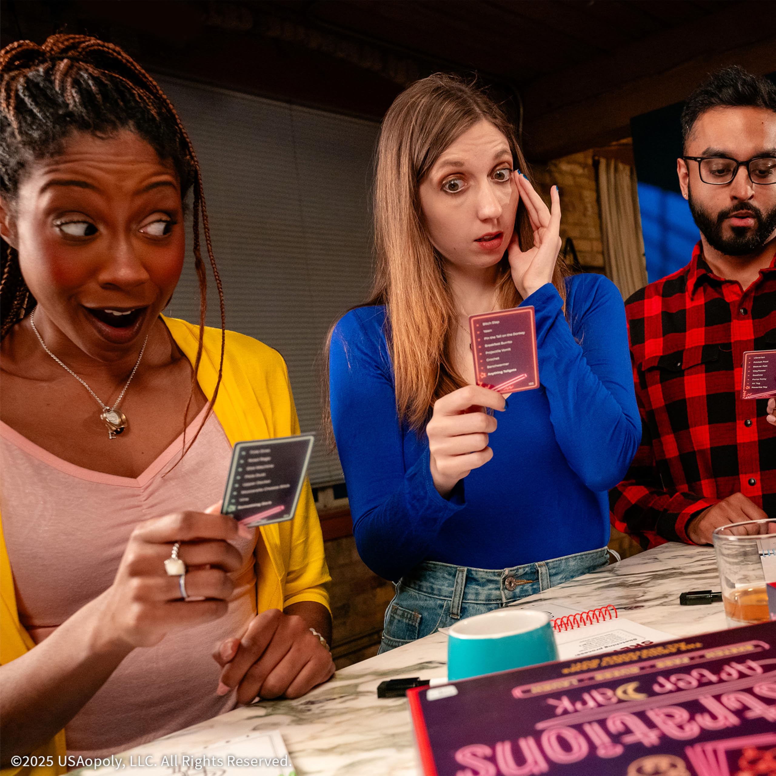 USAOPOLY primer plano del marcador destacando trazos fáciles y borrables