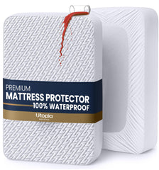 Utopia Bedding vista frontal del protector Twin XL ajustado, protección completa