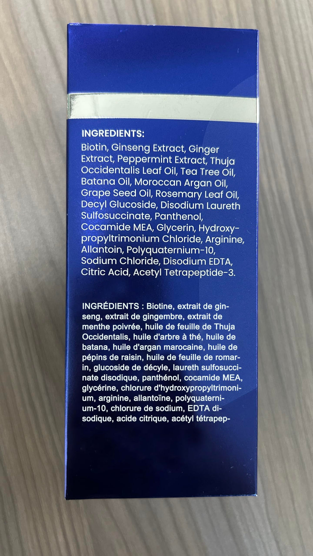 Uttse aceite de árbol de té en gotero resaltando purificación del cuero cabelludo