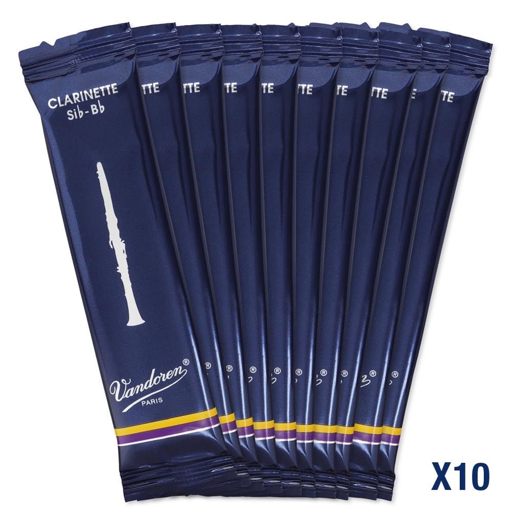 Vandoren cañas CR1035 junto a clarinete para referencia de tamaño y escala