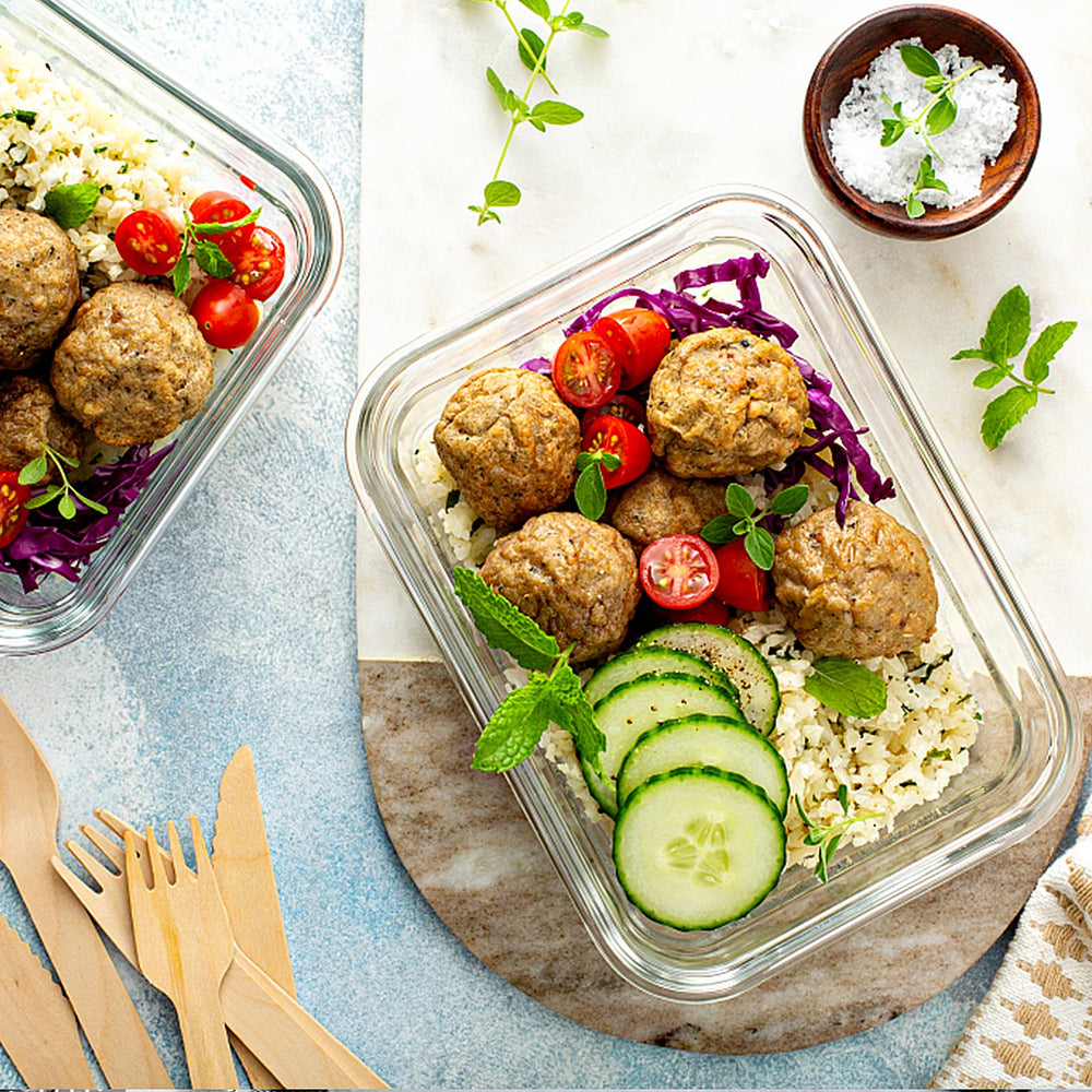 VERONES en cocina con comida preparada mostrando estilo y reducción de plástico