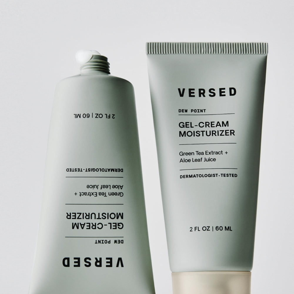 Versed junto a maquillaje demostrando compatibilidad como base