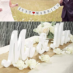 VIOPVERY letras frontales blancas mostrando estilo elegante y visibilidad