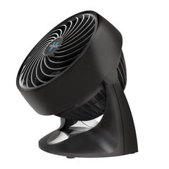 Vornado 133 vista frontal mostrando parrilla espiral y diseño compacto para circulación potente