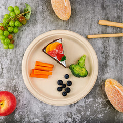 Vplus plato con comida caliente demostrando uso seguro en microondas