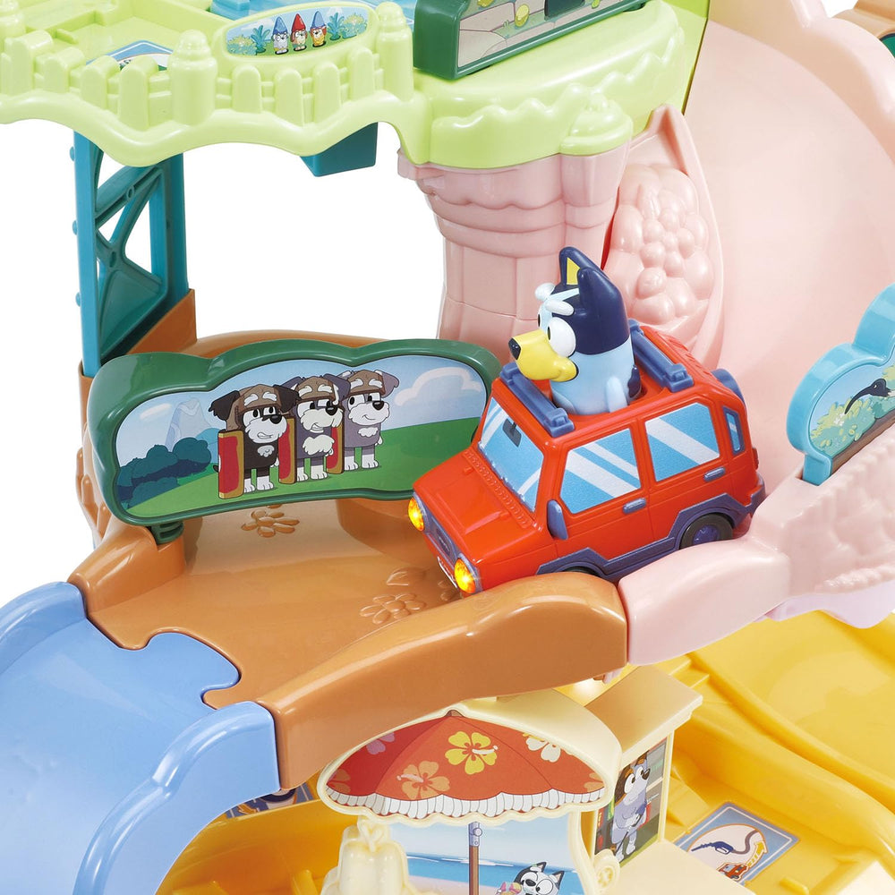 VTech Bluey escena de playa con helado que invita al juego social