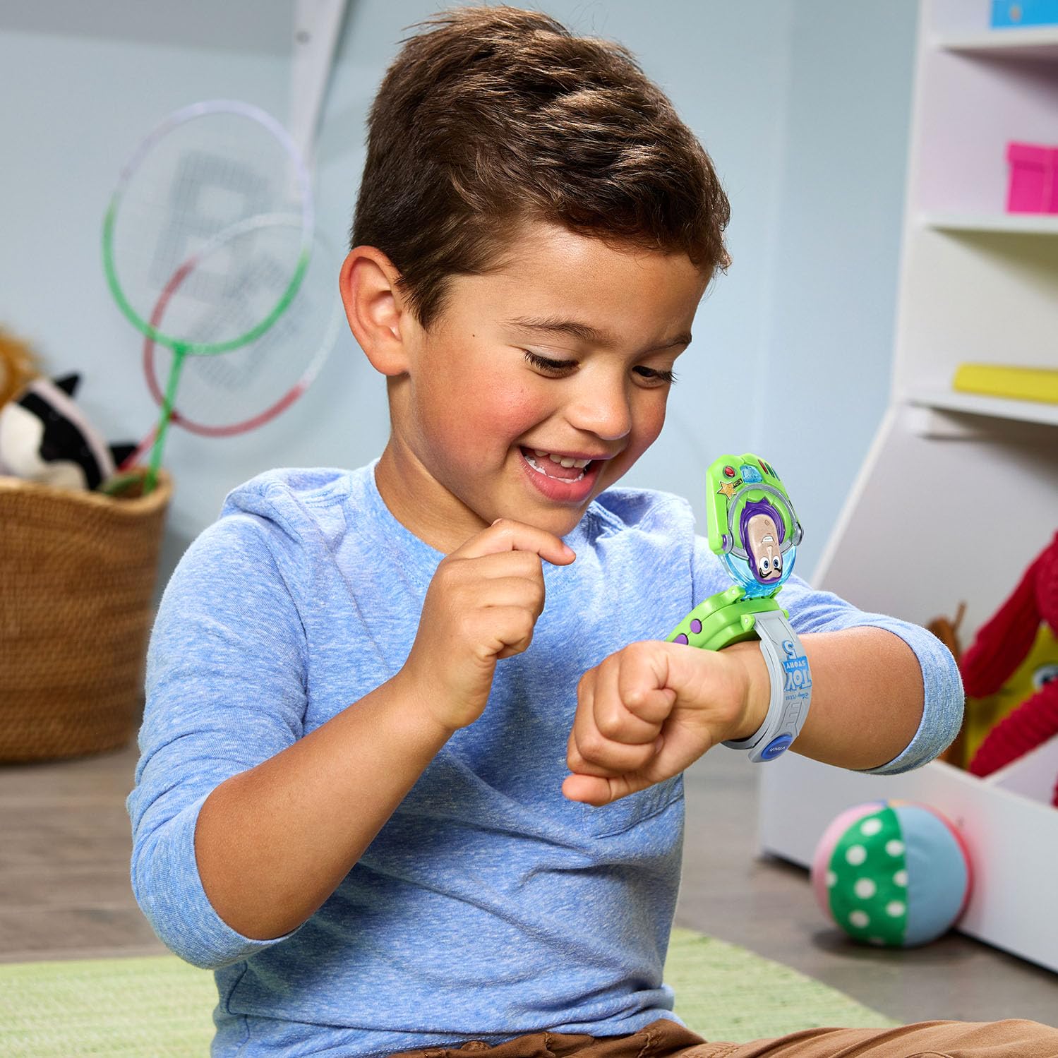 VTech reloj en ambiente infantil mostrando cómo integra aprendizaje y juego