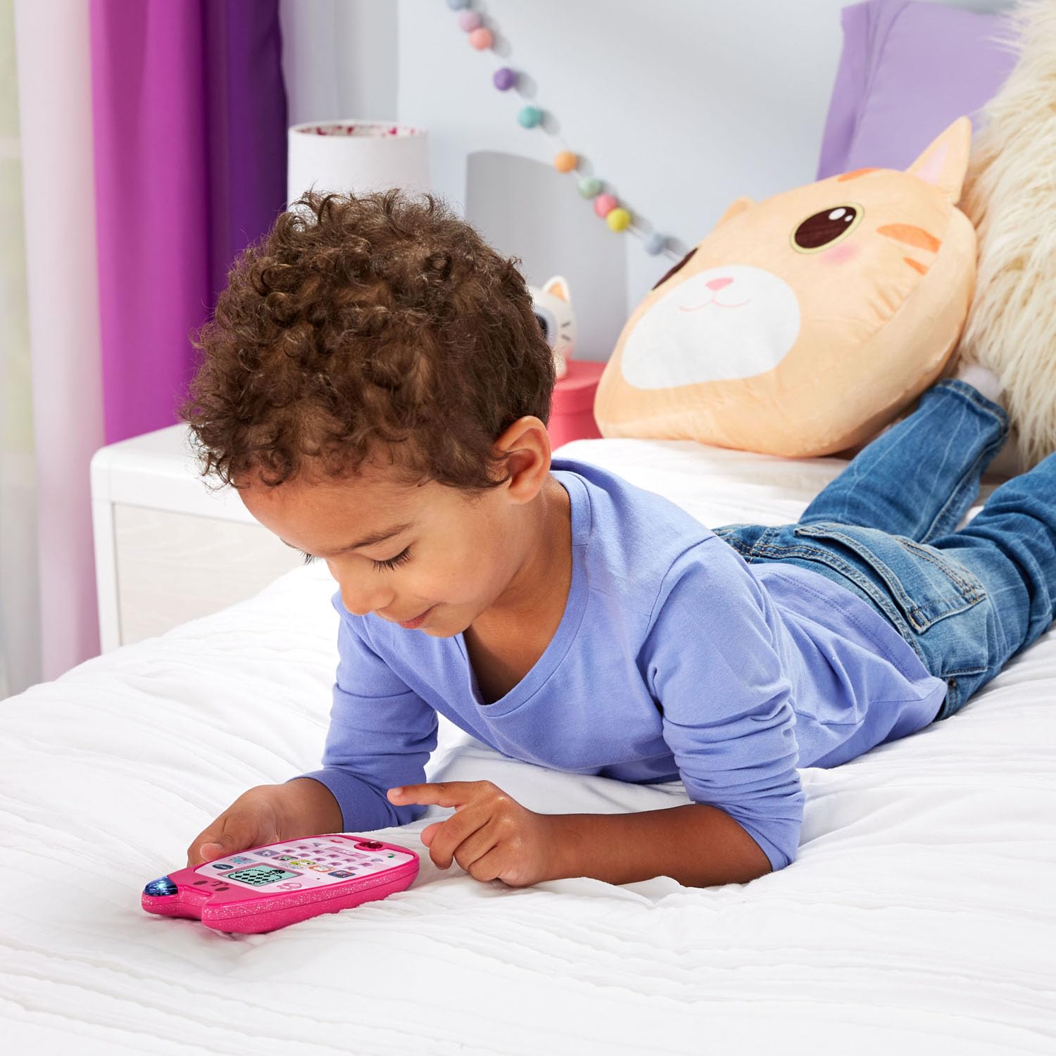 VTech teléfono Gabby's Dollhouse pantalla mostrando meow mail, facilita mensajes y aprendizaje