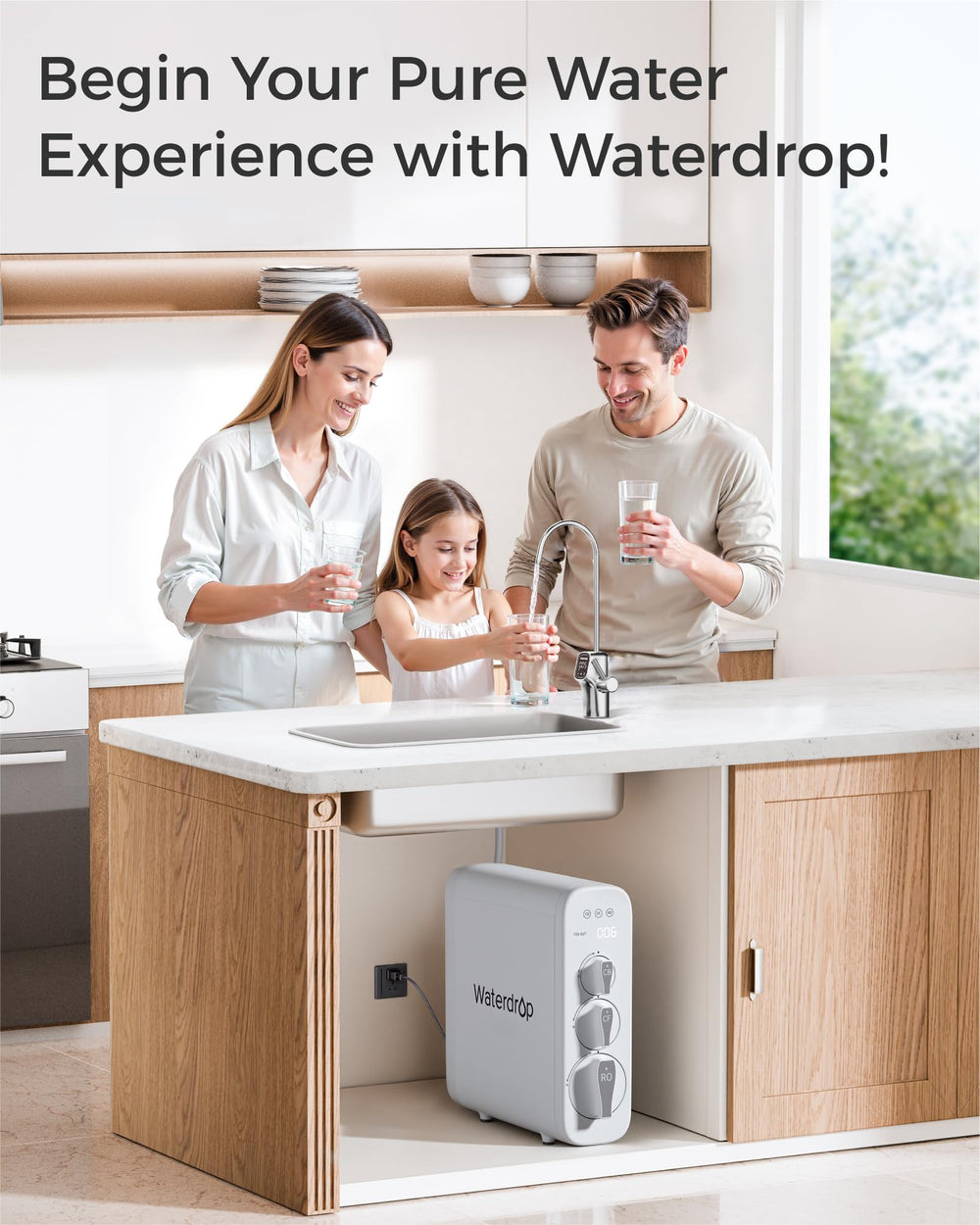 Waterdrop filtro instalado en cocina demostrando agua con mejor sabor