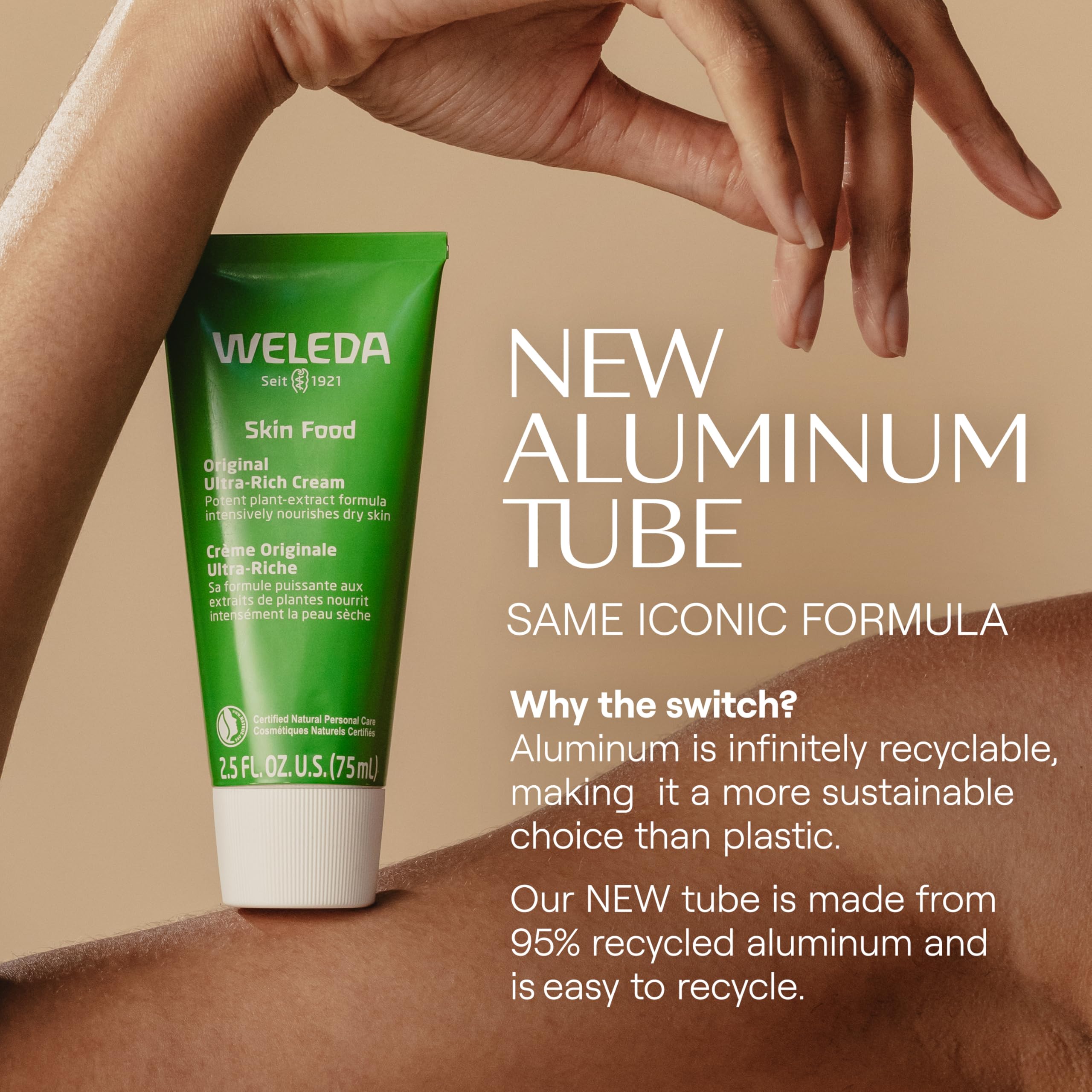 Weleda Skin Food aplicación en manos para suavizar y proteger