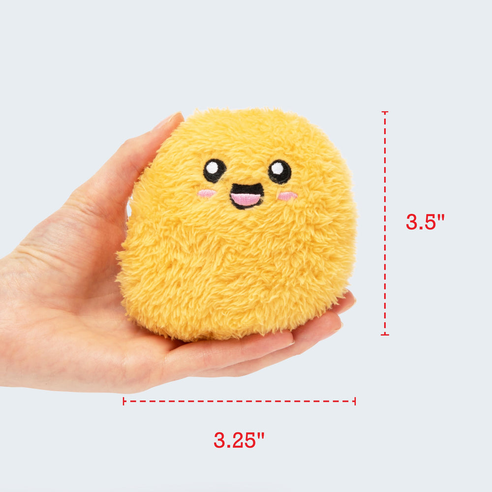 WHAT DO YOU MEME? nuggets junto a una mano para comparar tamaño y portabilidad