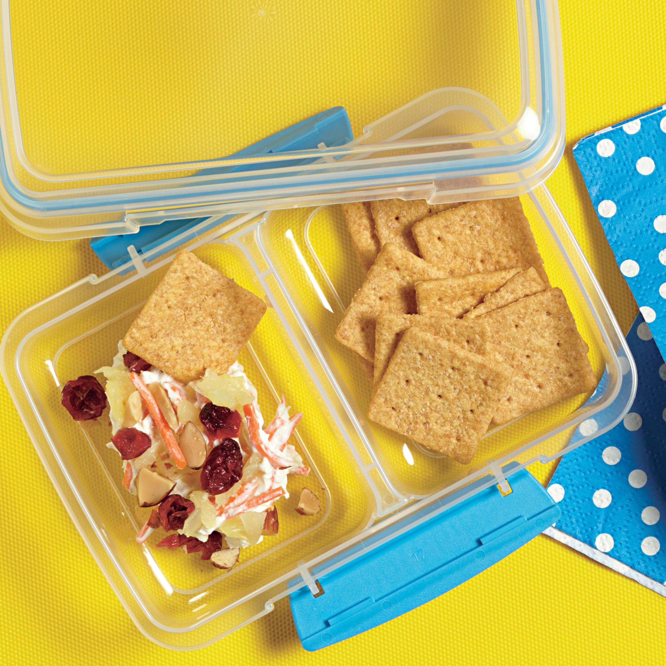 Wheat Thins comparación tamaño en mano para evaluar porción