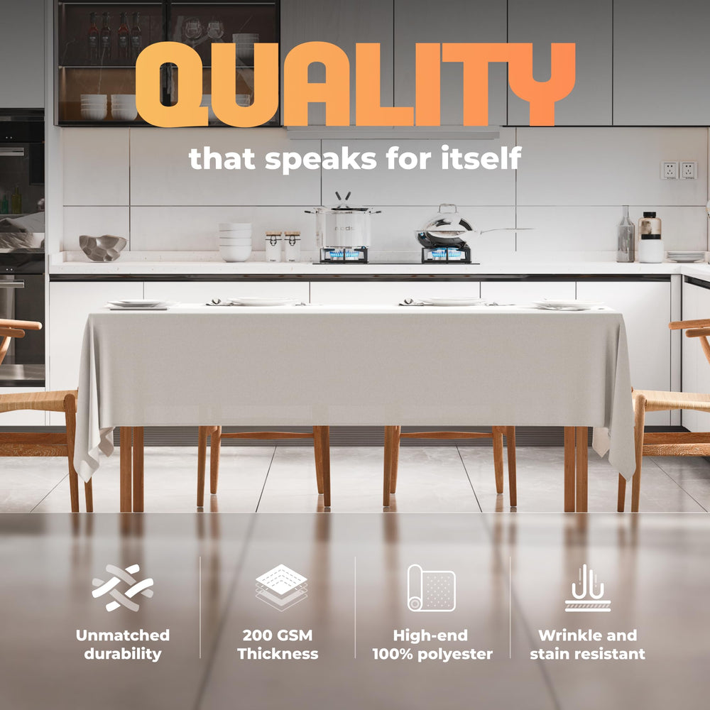 White Classic WEALUXE mantel colocado en mesa con cubertería, aporta elegancia al evento