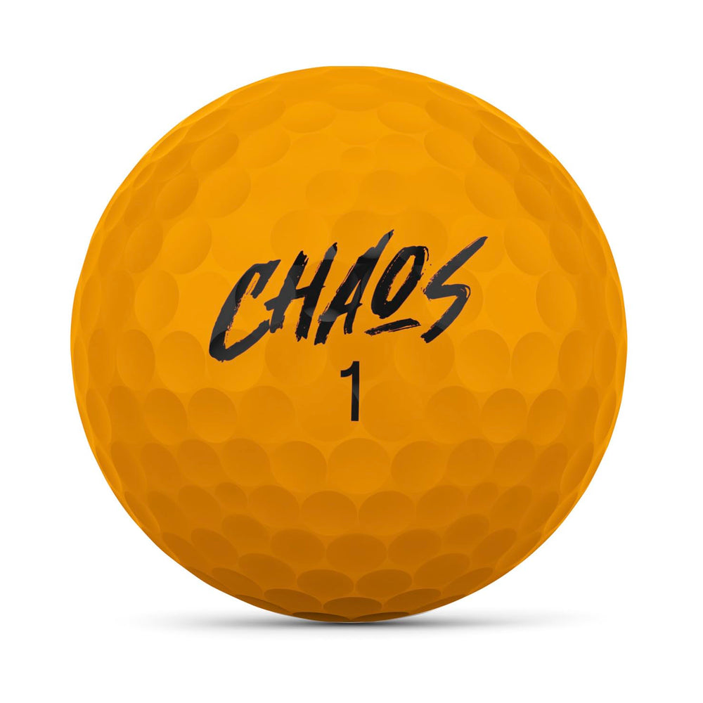 WILSON bola en vuelo tras impacto con driver mostrando potencia y distancia