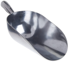 Winco cucharón frontal de aluminio mostrando capacidad y robustez