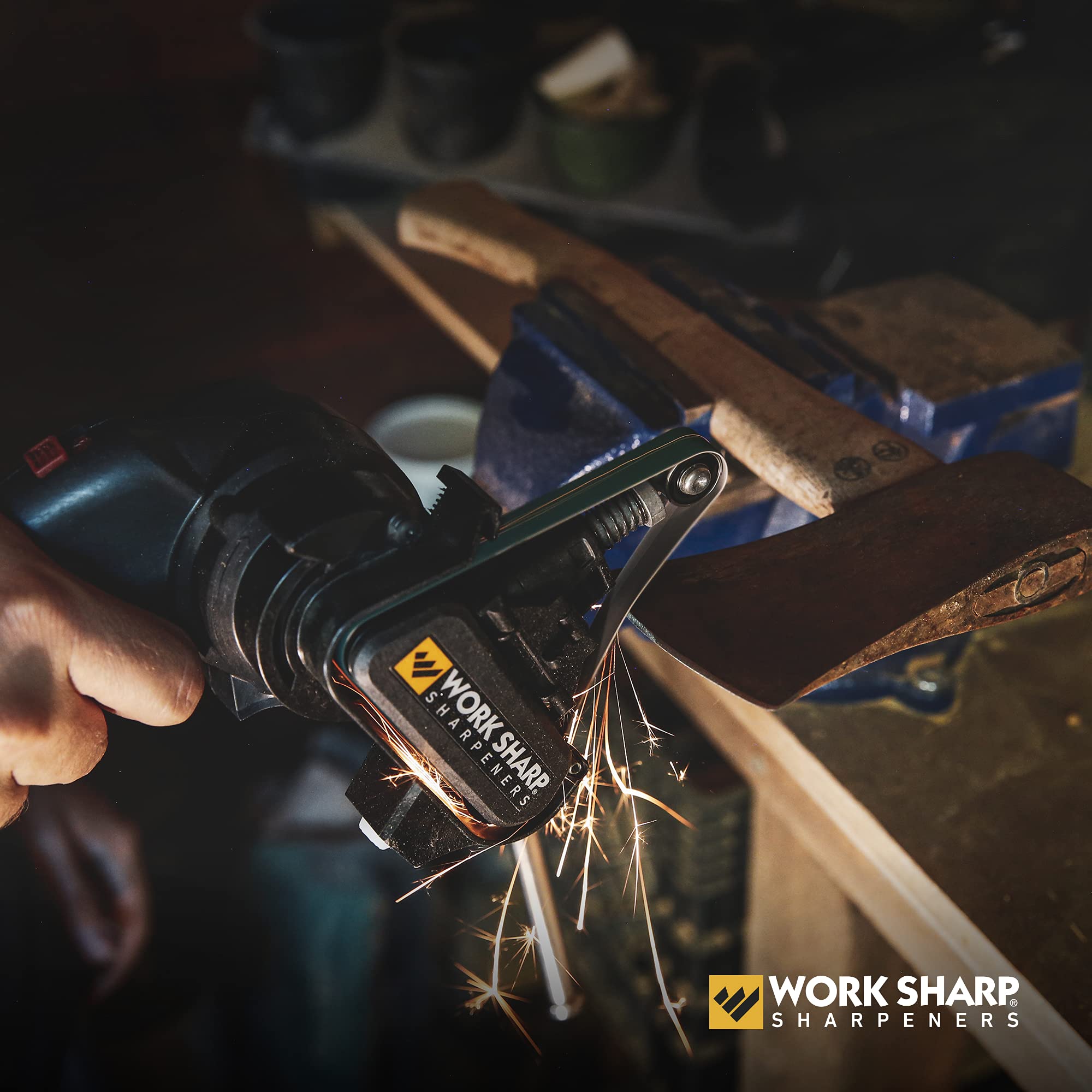 Work Sharp MK2 restaurando hacha con correas para remover material rápido