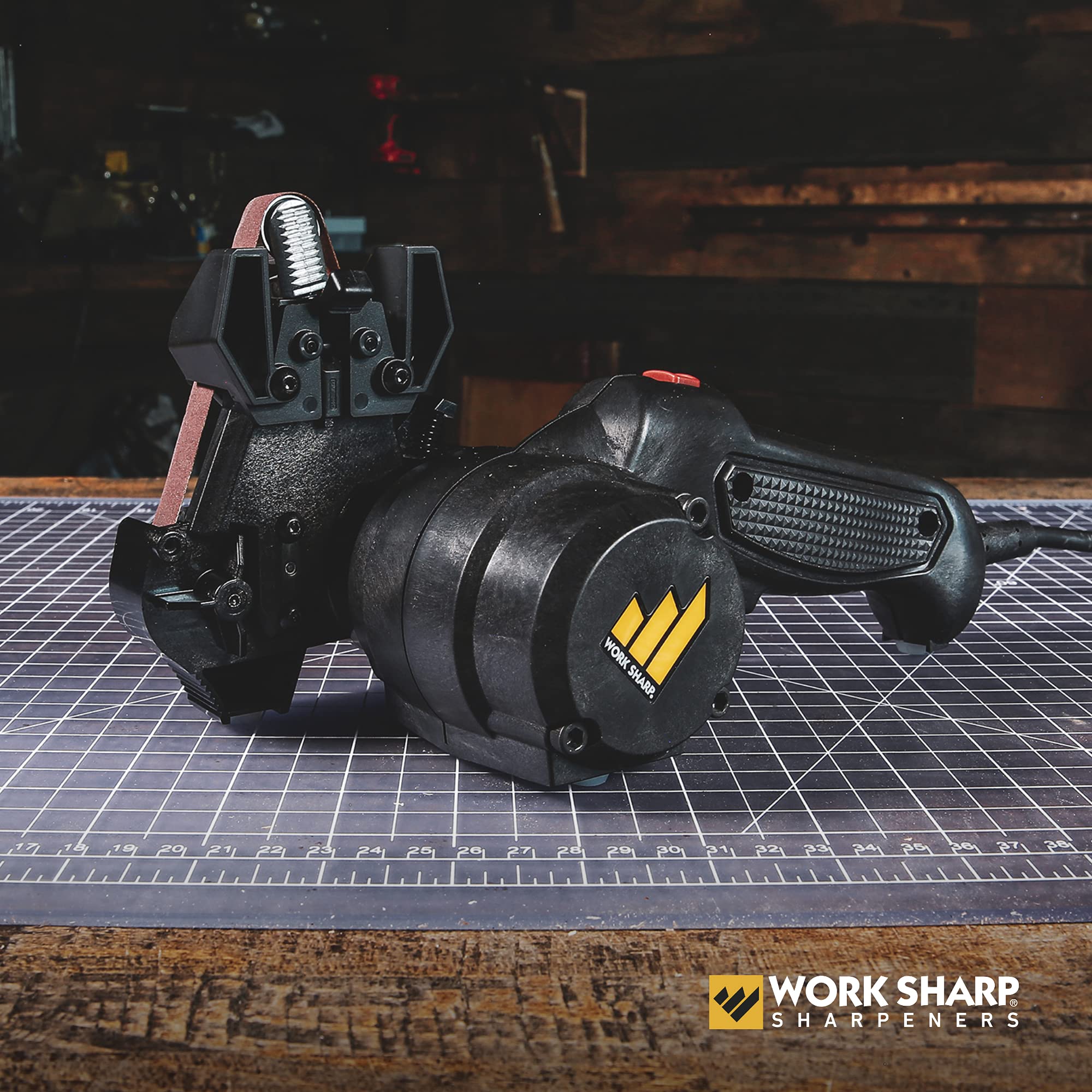 Work Sharp MK2 correas flexibles en contacto con un filo para acabado uniforme