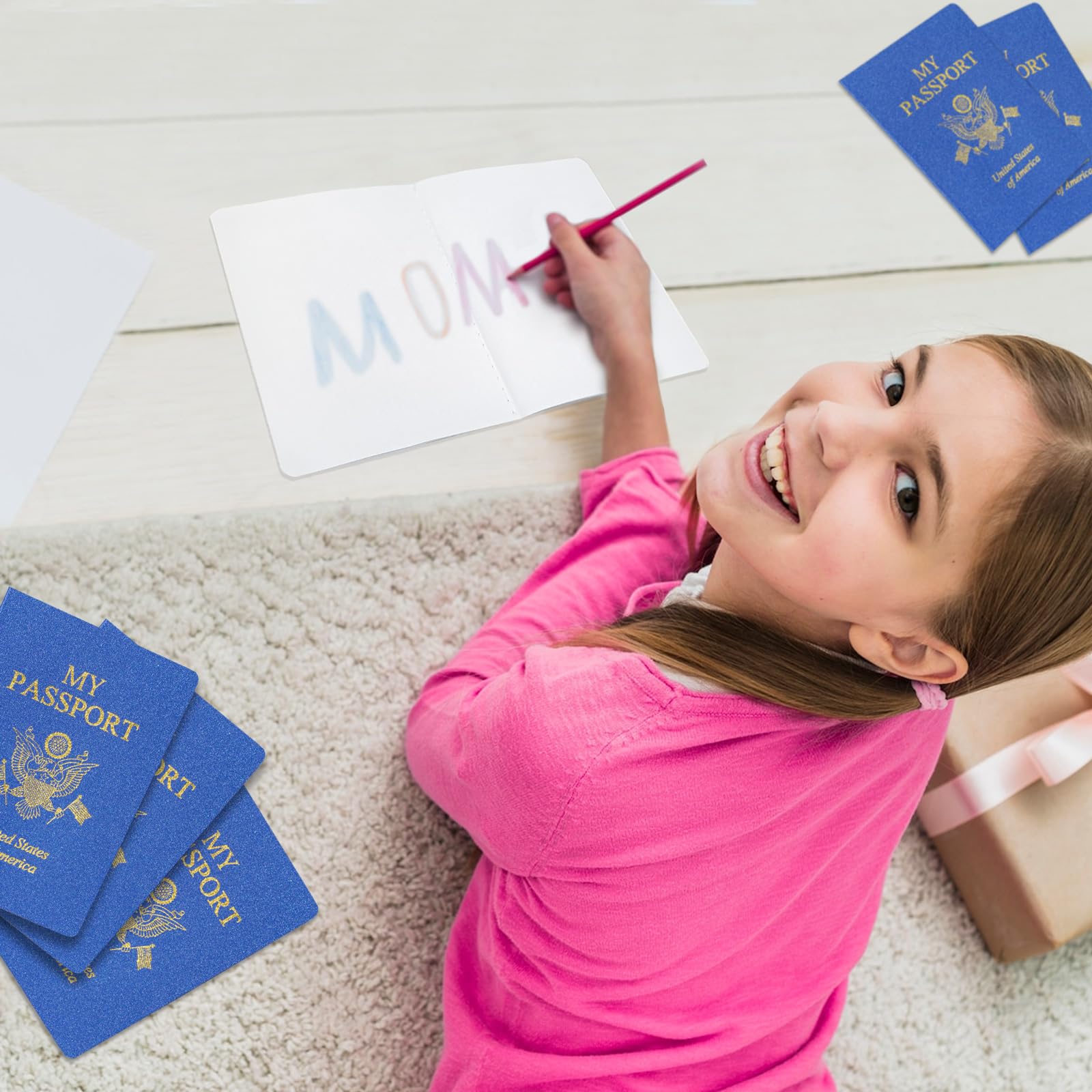 XIISVINT detalle de stickers y sellos, permite personalizar cada pasaporte