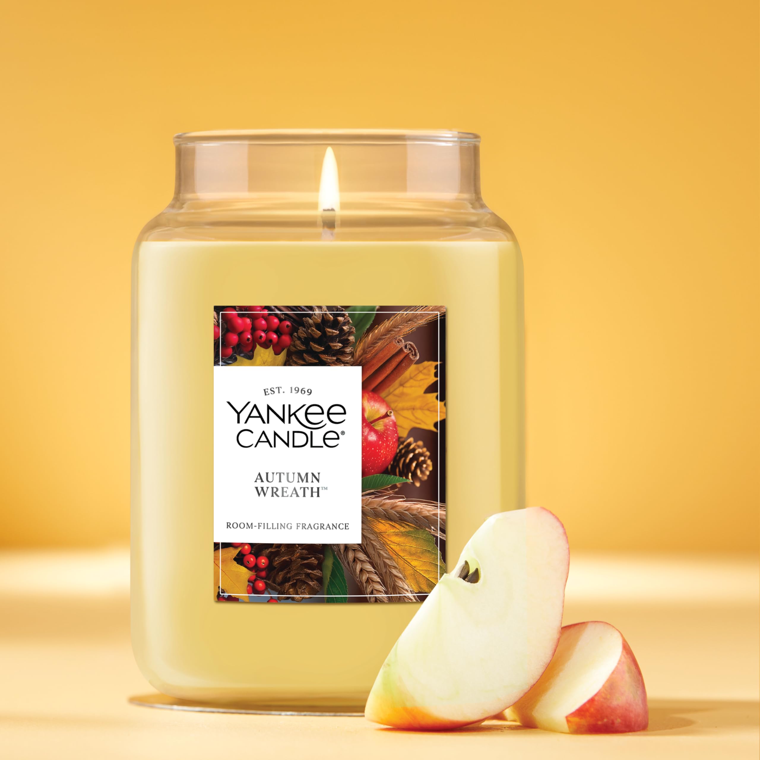 Yankee Candle vela encendida aporta ambiente cálido y confort inmediato