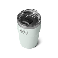 YETI Rambler 16 oz tapa MagSlider en primer plano para menos salpicaduras