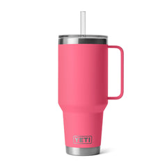 YETI Rambler frontal en Tropical Pink muestra capacidad y color vibrante