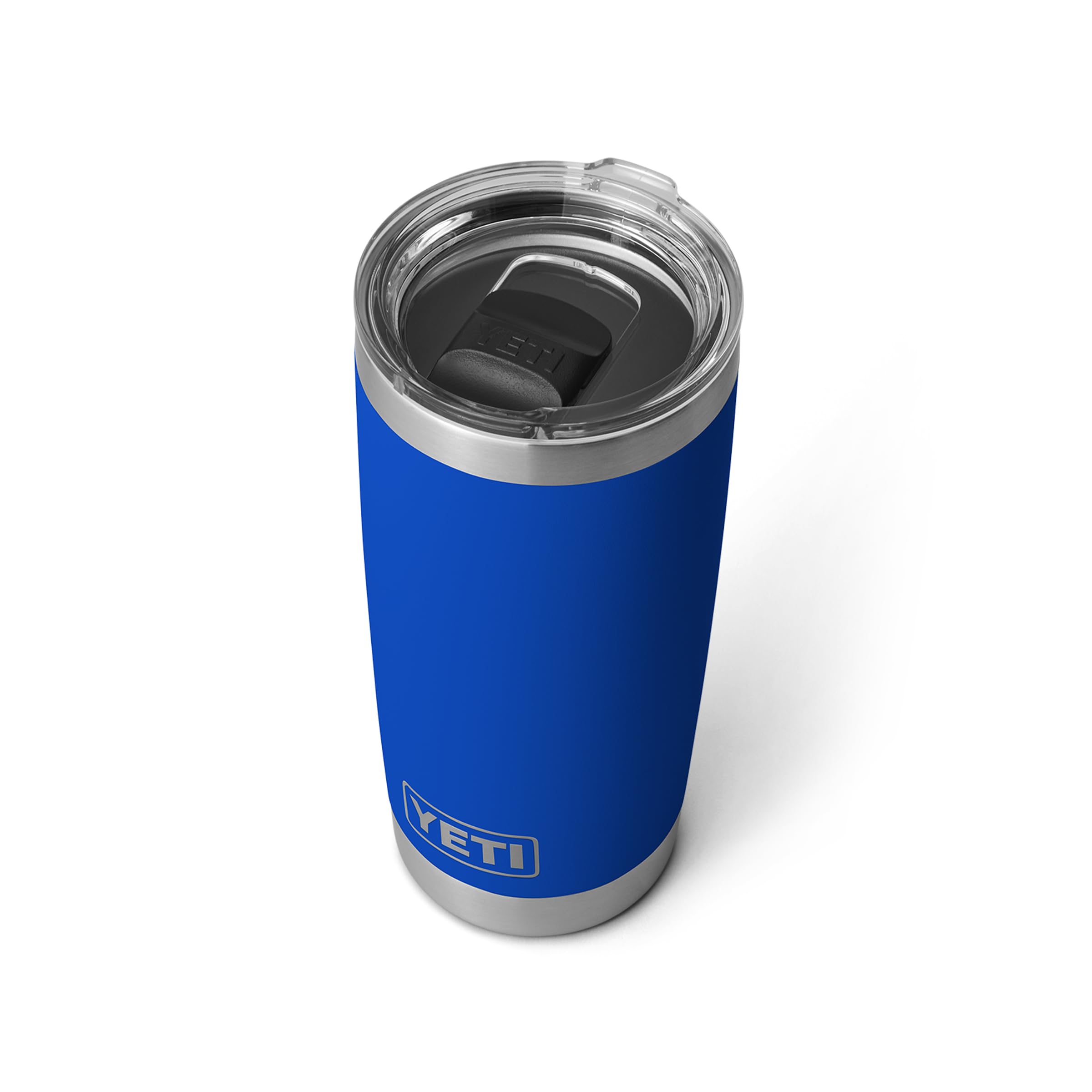 YETI Rambler tapa MagSlider mostrando cierre magnético práctico