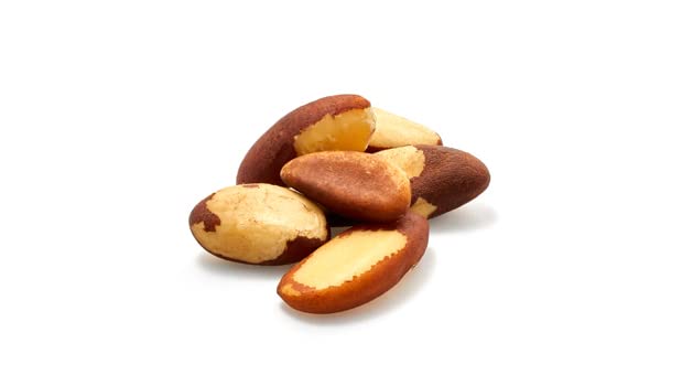 Bowl con Yupik nueces de Brasil listas para servir, variedad práctica para recetas