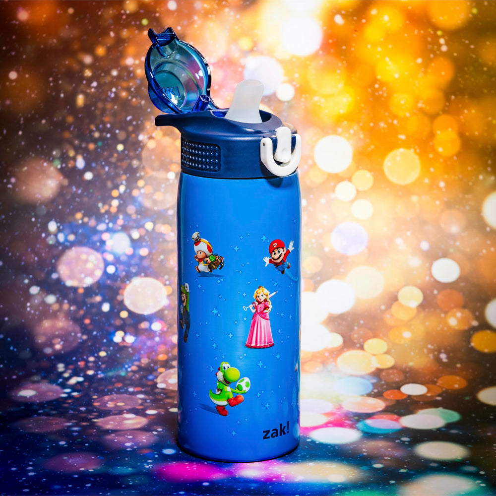 Zak Designs detalle de la tapa con cierre seguro que evita derrames