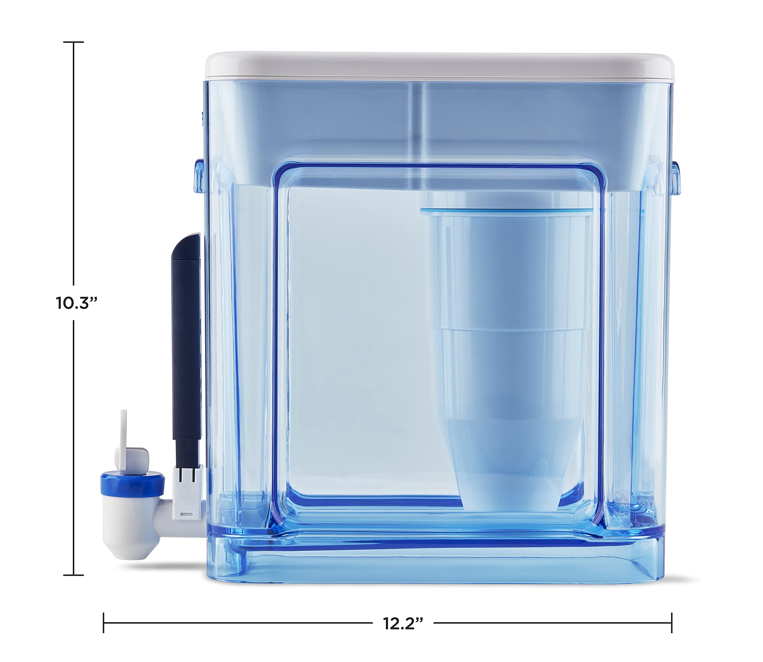 ZeroWater dispensador en cocina real promoviendo ahorro de botellas