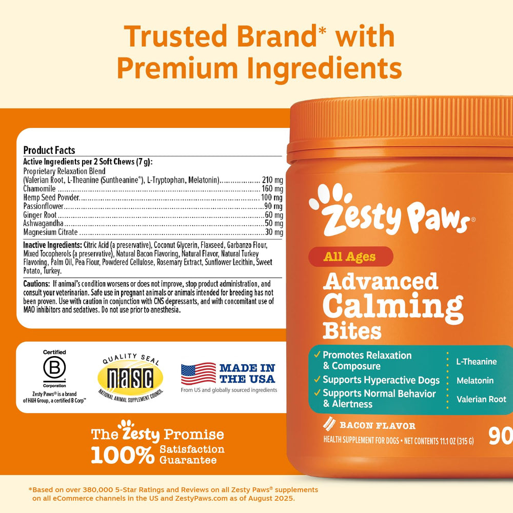 Zesty Paws tarro abierto mostrando masticables listos para ofrecer