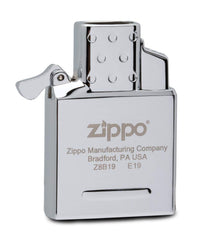 Detalle de la llama azul del insert Zippo Single Torch, llama ajustable y potente Zippo