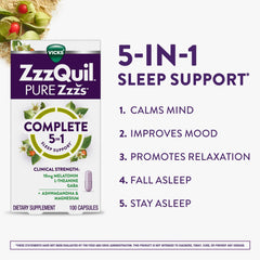 Mano sosteniendo una cápsula ZzzQuil para apreciar tamaño real